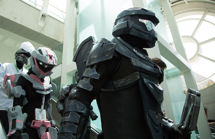 Halo Cosplayers dressed in futuristic armor entering San Diego Comic Con 2015