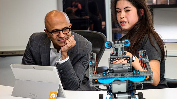 Chilean YousthSpark Challenge winner, Belen Guede showing off a robotics concept to Microsoft CEO, Satya Nadella as part of her Cultura Tech program