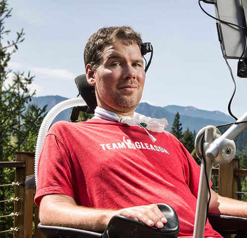 Thumbnail of a Microsoft Story Labs article, 'Eyes on the Prize,' about Steve Gleason, an NFL hero and his ongoing battle with ALS