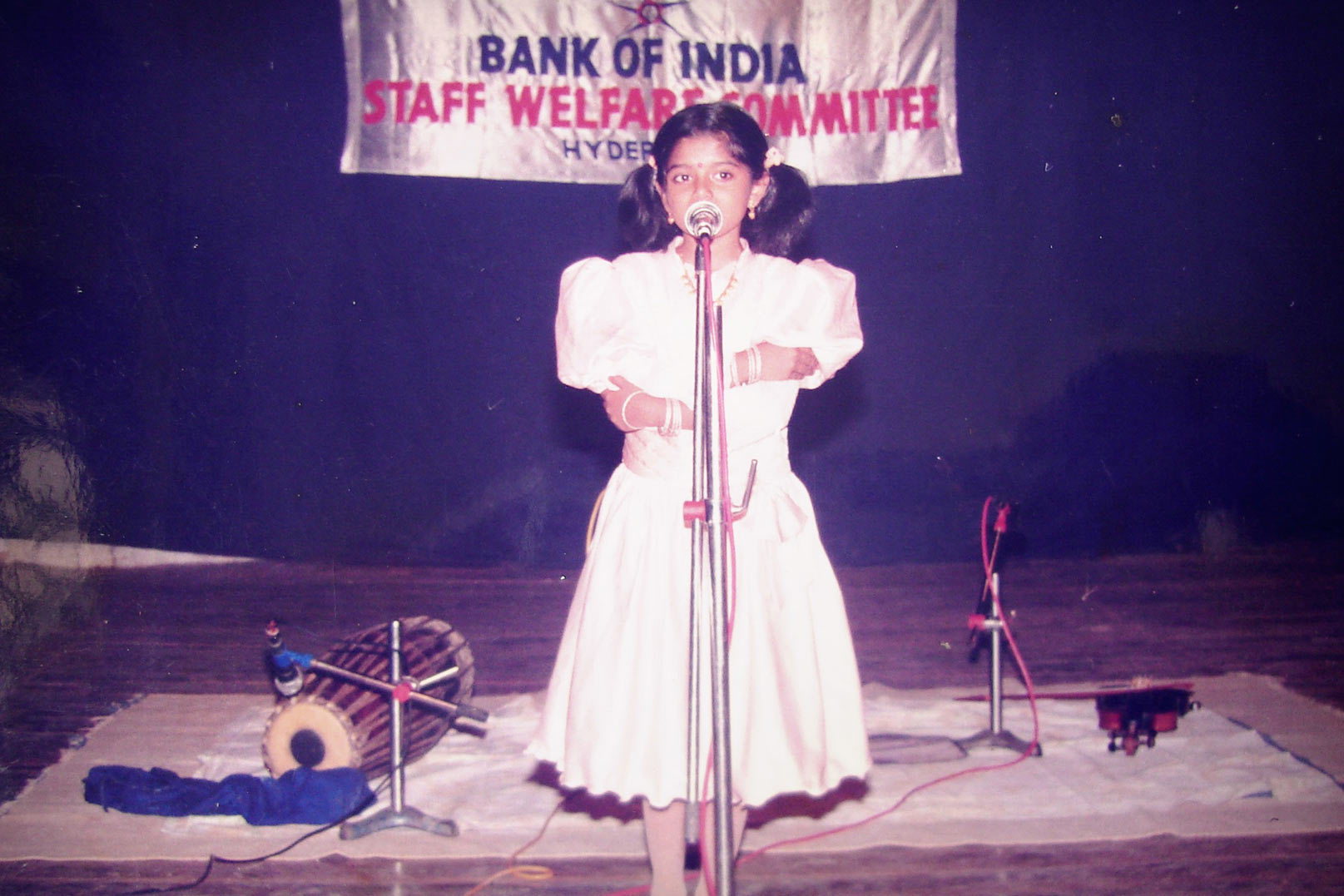 Vidya performing live as a child
