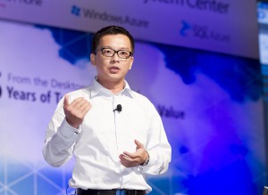 Ken Wong, Server Business Group lead of Microsoft Hong Kong introducing Microsoft System Center 2012 at Microsoft Tech.Days 2012