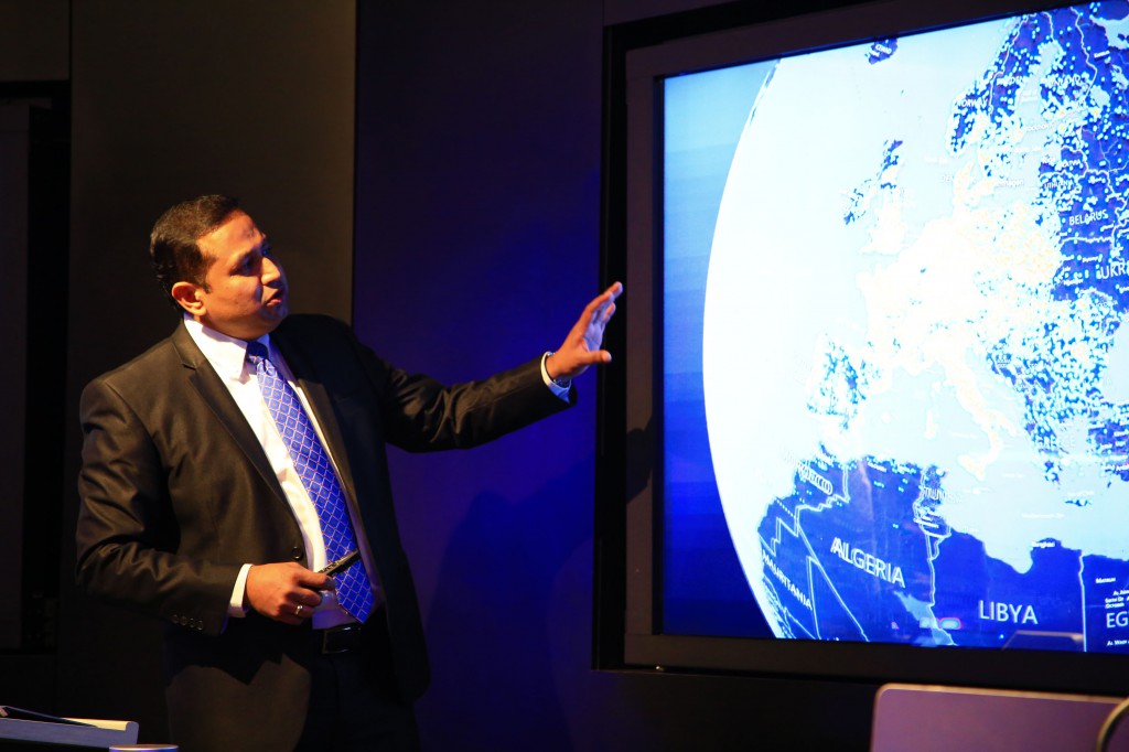 Mr Keshav Dhakad, Regional Director – IP & Digital Crimes Unit (DCU), Microsoft Asia, demonstrating the capabilities of the newly-launched Microsoft Cybercrime Satellite Centre in Singapore