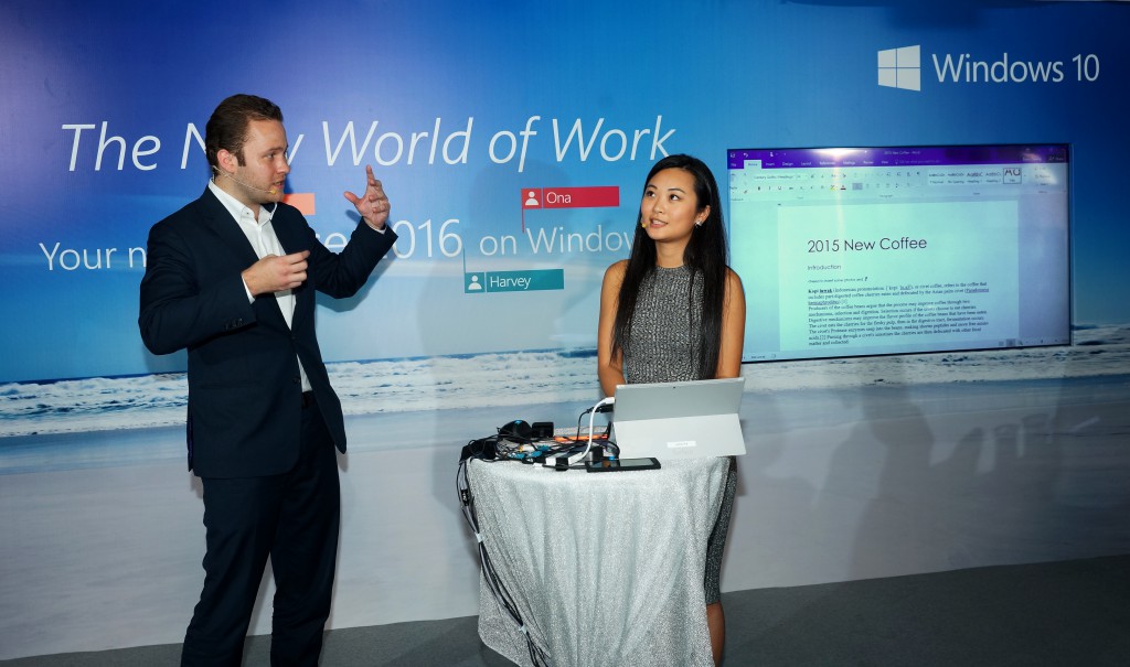 Constantin Stahlknecht, Business Group Lead of Windows (left), and Doris Cheung, Product Marketing Manager, Microsoft Hong Kong (right), demonstrating the perfect integration of Office 2016 and Windows 10, as well as key innovations like Continuum.