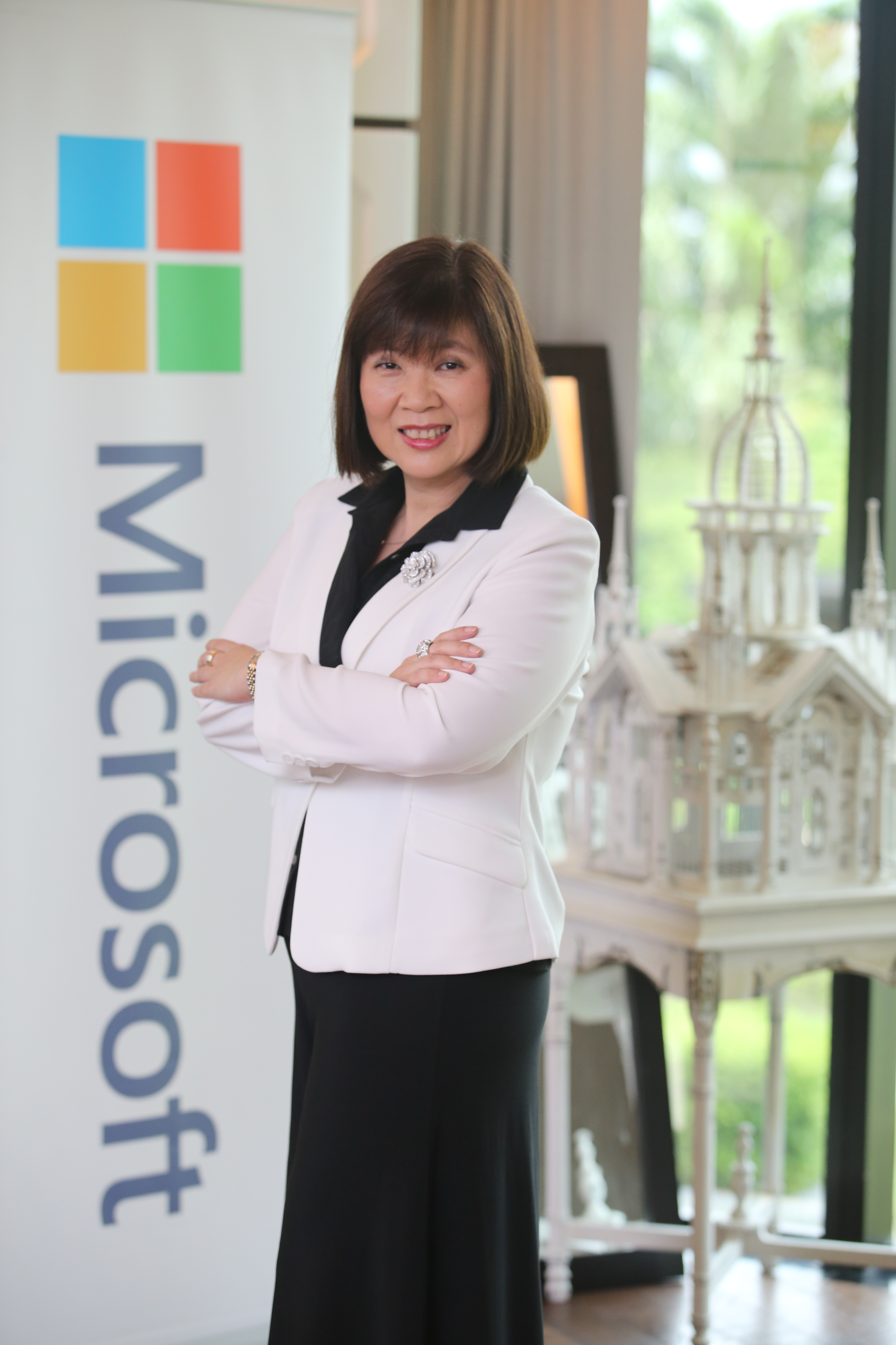 Ms. Chutima Sribumrungsart, Human Resources Director, Microsoft Thailand