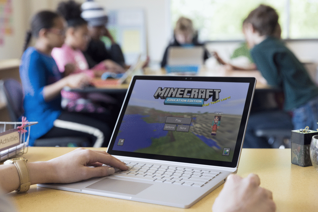 Minecraft: Education Edition for teachers in classroom with students
