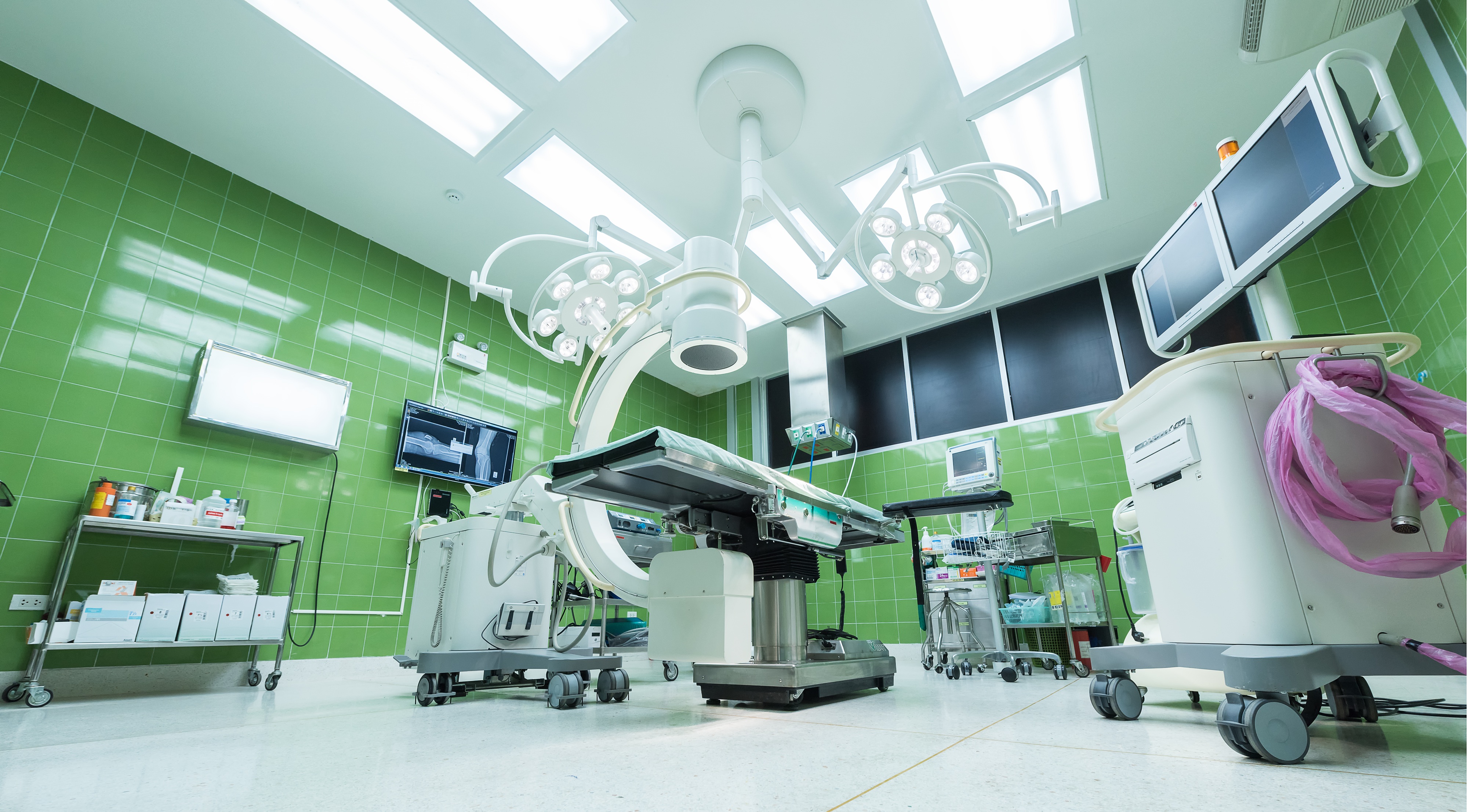 A number of NHS trusts are using technology to track the performance of operating theatres