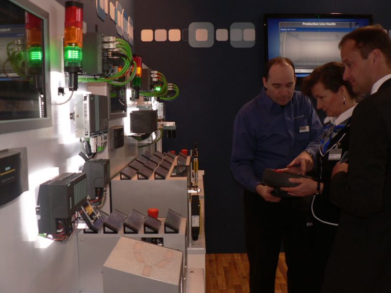 Microsoft and Siemens demonstrate the Innovative Production Line Proof of Concept.