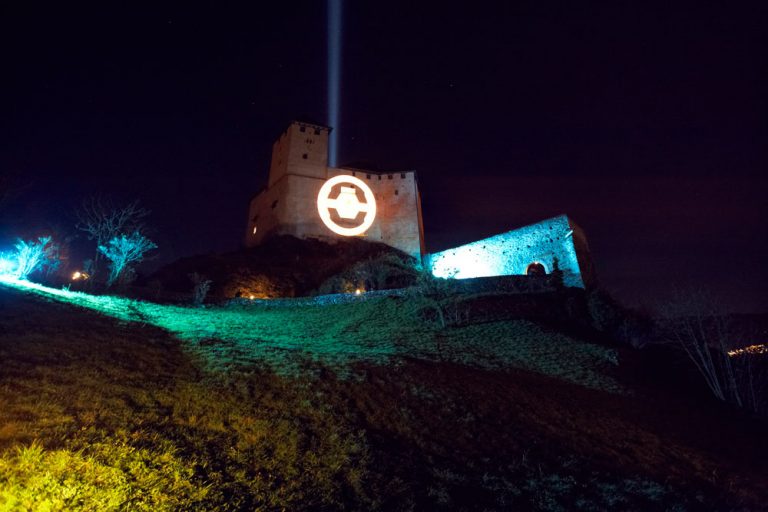 Xbox 360 transforms Liechtenstein's iconic Balzers Castle as part of Microsoft's "Halo 4" launch experience. October 30, 2012.