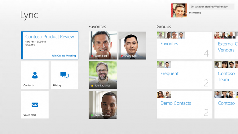 The Lync app’s home screen puts your favorite contacts, conversation history and saved groups at your fingertips.