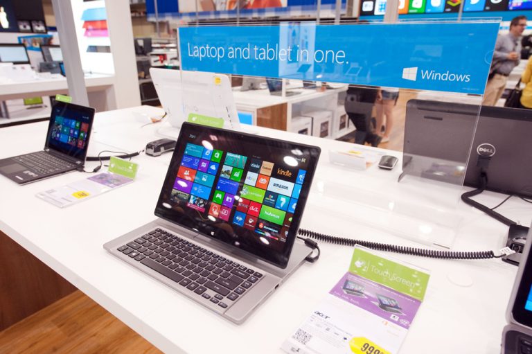 Acer, Dell, Lenovo and Sony all-in-one, convertibles and laptops at the Windows Store only at Best Buy. (Photos/Craig Lassig for Windows)