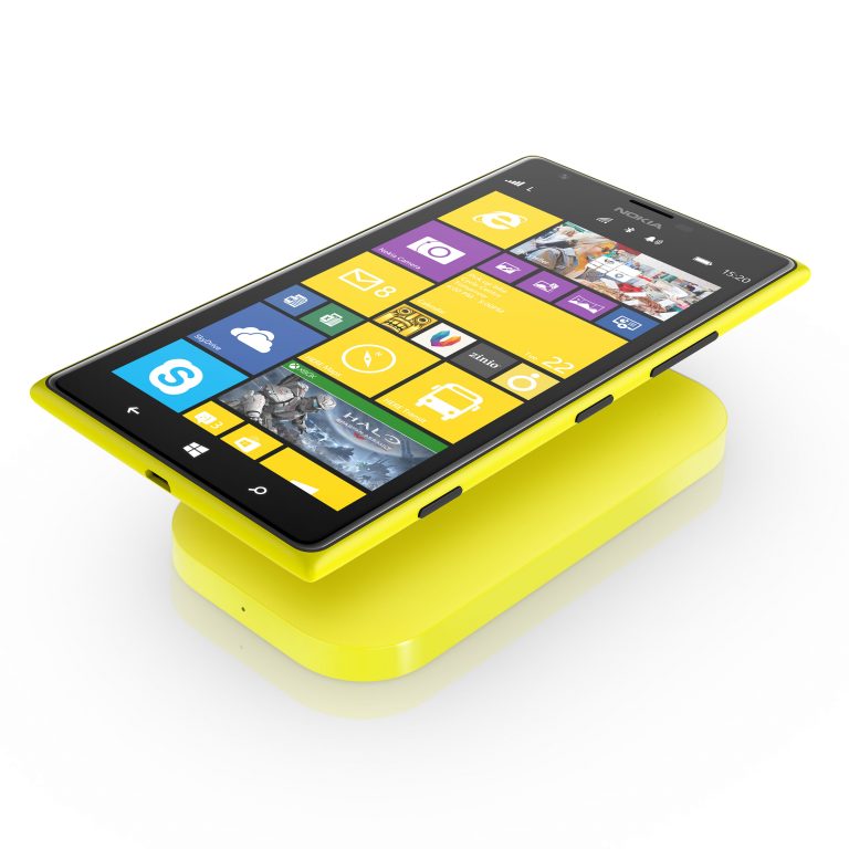 With integrated wireless charging on Nokia Lumia 1520 and the new portable wireless charging plate DC-50 you can truly stay charged wirelessly while on the go.