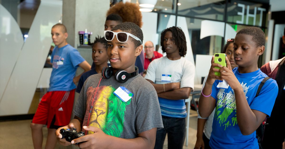 Microsoft iUrban Teen STEM Exploration Day
