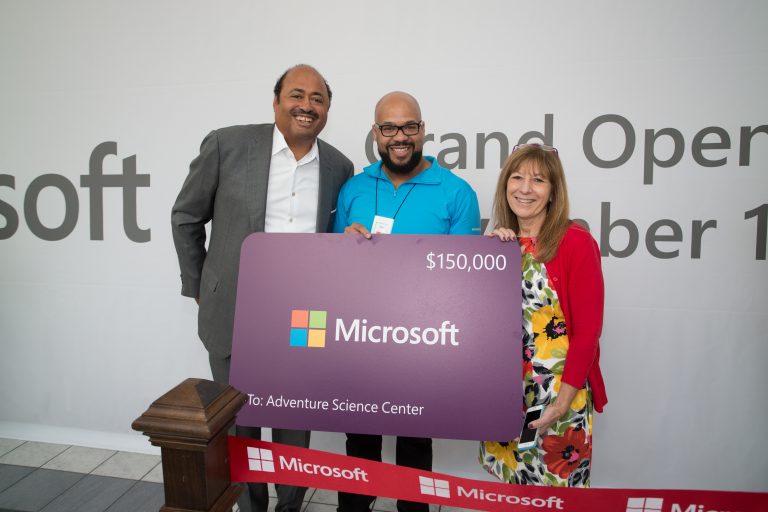 Local community organizations accepted more than $1 million in technology grants from Microsoft Store at The Mall at Green Hills during the grand opening ceremony in Nashville, Tenn., on Nov. 17, 2016.