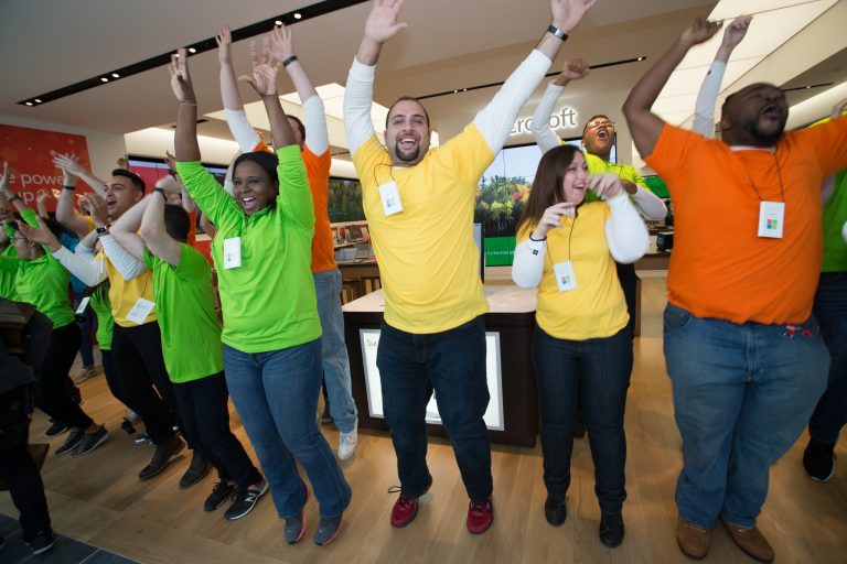 Microsoft opened its doors to customers at its newest store at The Mall at Green Hills in Nashville, Tenn., on Nov. 17, 2016.