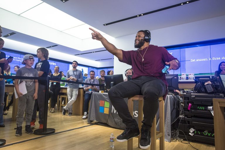 Los Angeles Ram, Aaron Donald, played Madden NFL 17 at the Microsoft Store at Westfield Century City (Los Angeles) on Oct. 27, 2016 for charity.