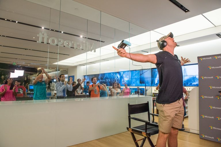 Miami Dolphin, Ryan Tannehill, played Madden NFL 17 at the Microsoft Store at Dadeland Mall (Miami, Fla.) on Oct. 27, 2016 for charity.