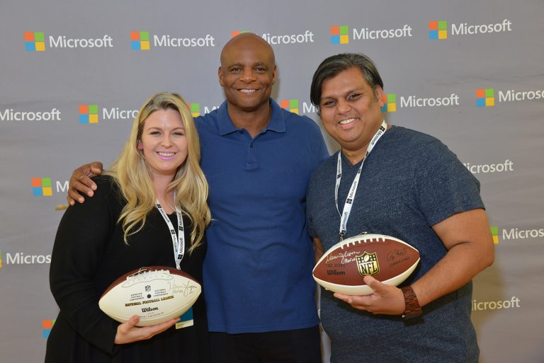 Hall of Fame quarterback Warren Moon with fans at the Microsoft Store at Houston Galleria (Houston) on Feb. 3.