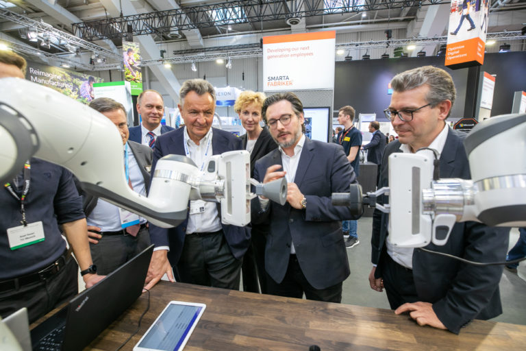 A “Co-bot” demonstration in the Microsoft booth at Hannover Messe 2019
