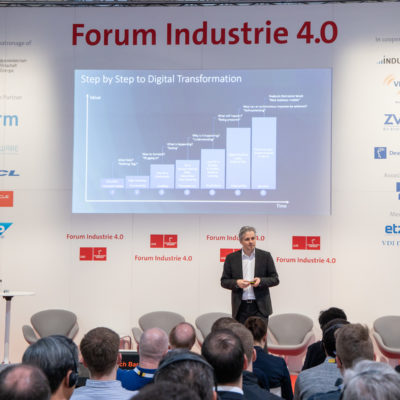 Erich Barnstedt speaking at Forum Industrie 4.0