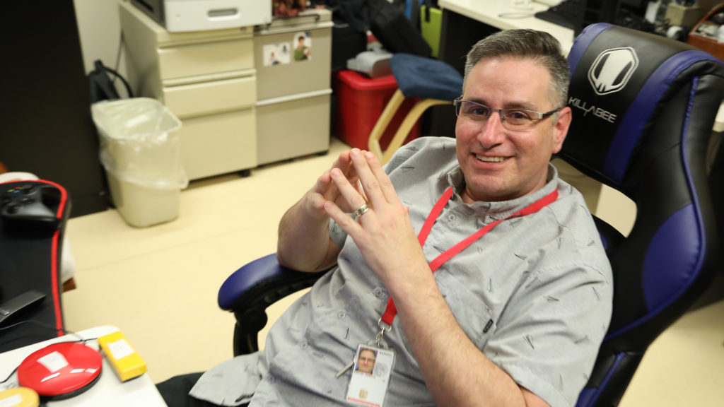 VA recreation therapist Jamie Kaplan uses gaming as therapy with his patients.