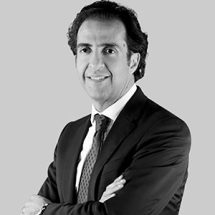 Head and shoulders image of Naim Yazbeck, General Manager, Microsoft UAE 