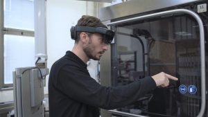HoloLens används för att granska design i ett tidigt skede på Stevanato Groups fabrik