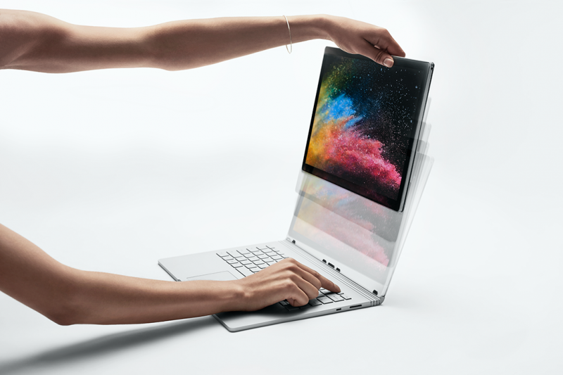 The 13-inch Surface Book 2 features a detachable 13.5-inch PixelSense™ display.