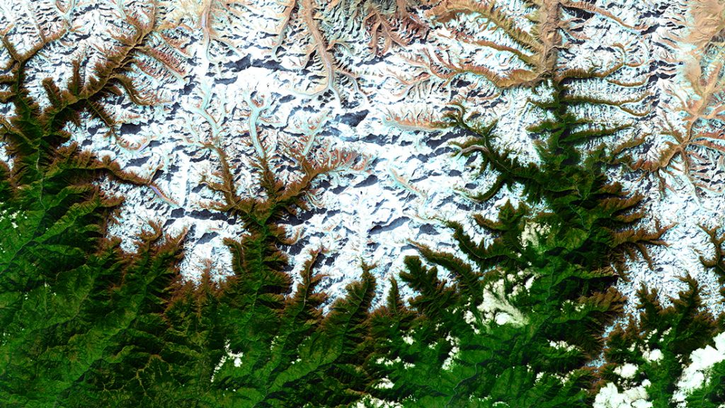 A satellite view of glaciars in the Hindu Kush Himalaya