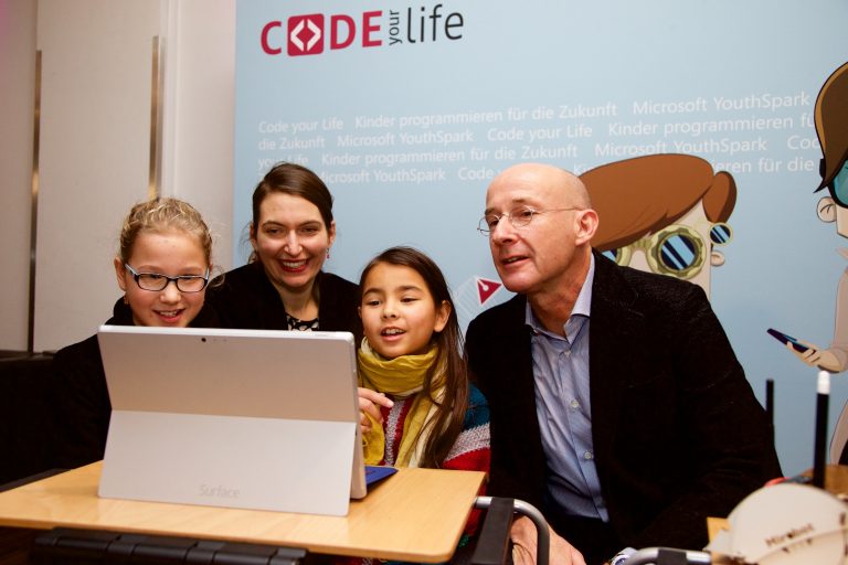 Code Your Life Initiative: Schüler coden gern