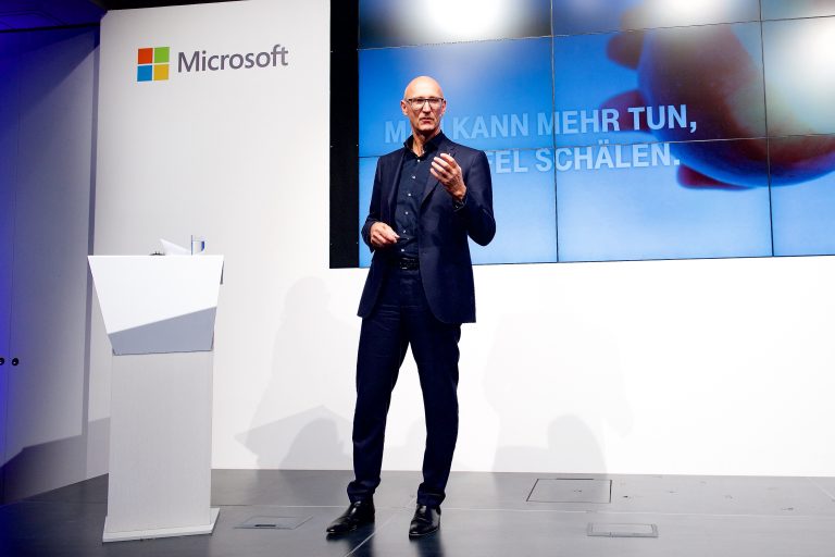 Timotheus Höttges, Vorstandsvorsitzender Deutsche Telekom AG, bei Microsoft Berlin