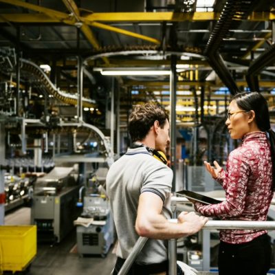 Microsoft zeigt gemeinsam mit Kunden und Partnern, wie der Schulterschluss von Industrieunternehmen und Technologieanbietern in Deutschland Innovationen beschleunigt