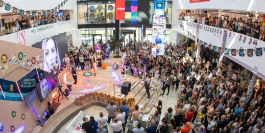 Aufnahme des Atriums von Microsoft Deutschland zum Ideafest 2019 Abschluss