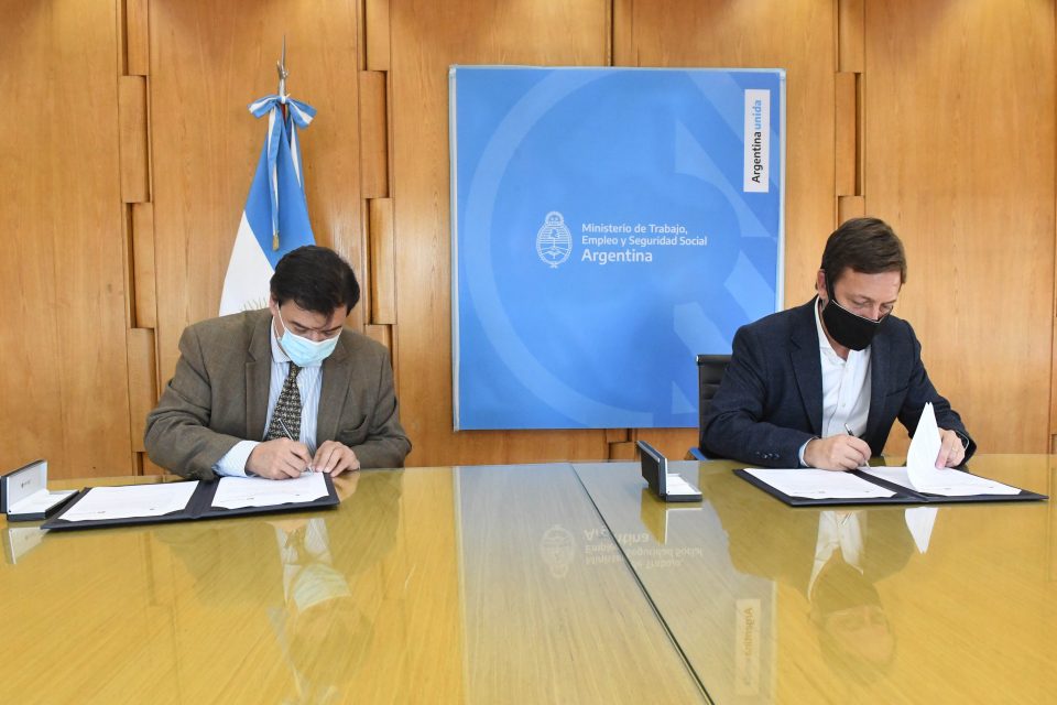 Firma de acuerdo Ministerio de Trabajo y Microsoft Argentina