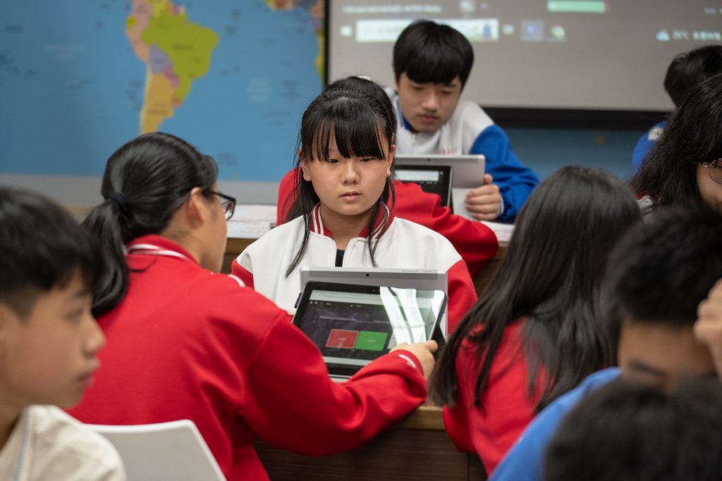 Niños en Taiwán usan IA generativa para aprender inglés