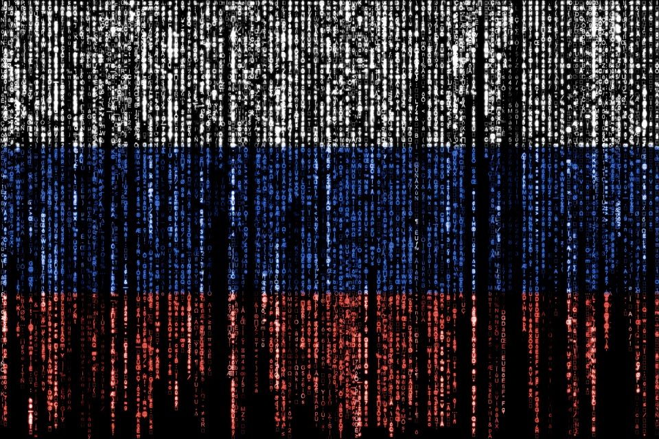 bandera rusa hecha con datos informáticos