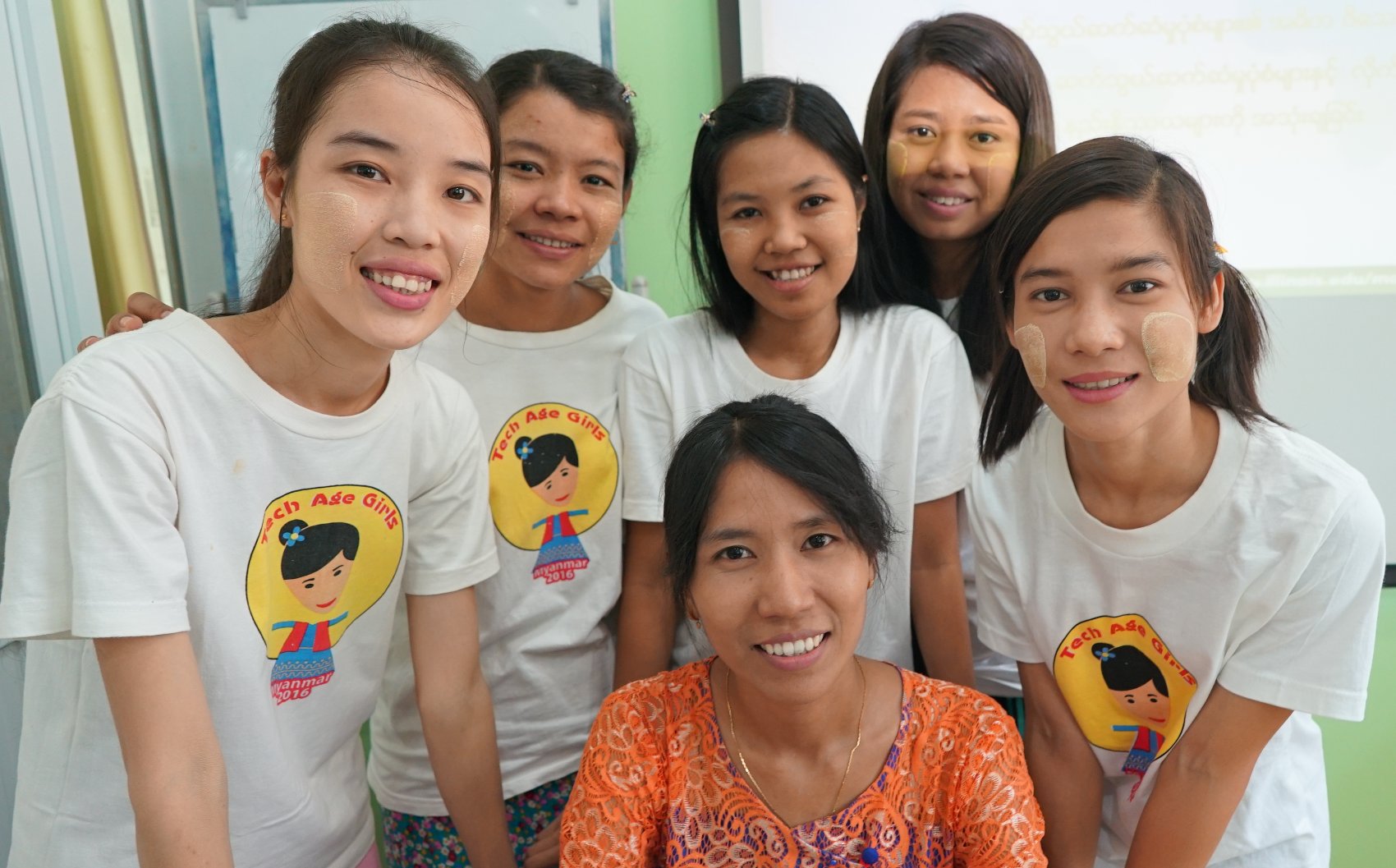 Myanmar girls School. Myanmar дедушка 1114 лет. Microsoft girl.