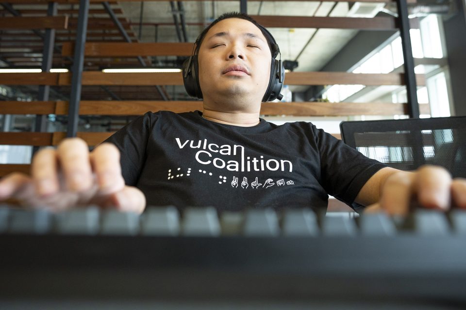 Vulcan Coalition helps people with disabilities train for AI jobs