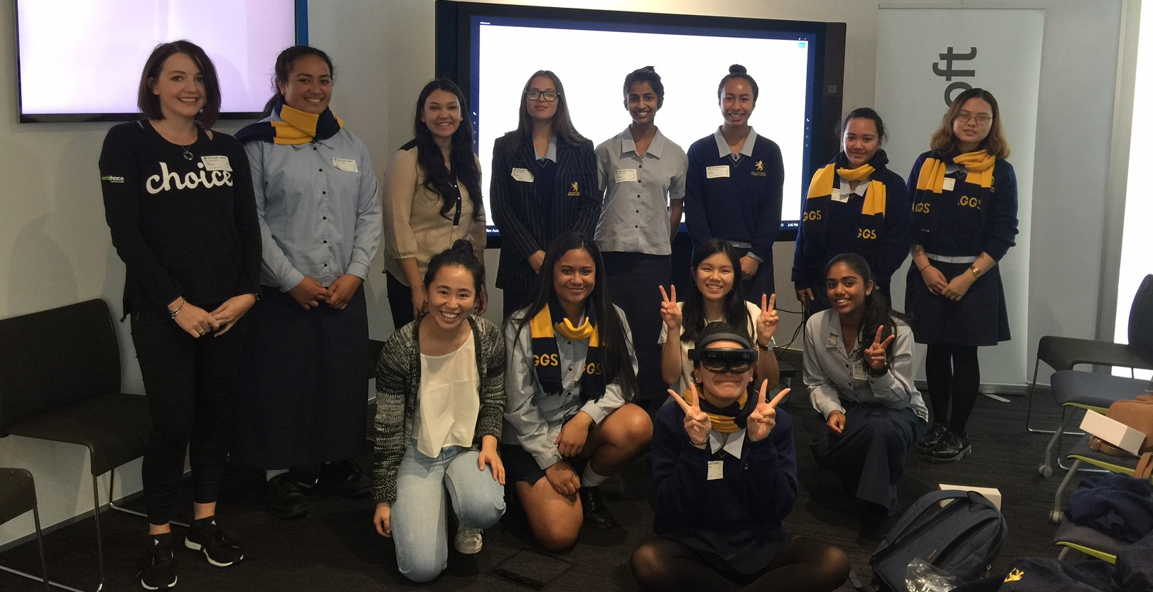 Microsoft NZ hosted nine year-12 girls from Auckland Girls Grammar School at our head office in Auckland as part of Workchoice Day