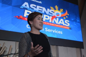 Joanna addresses the audience at the PH Public Sector Forum: Asesnso Pilipinas