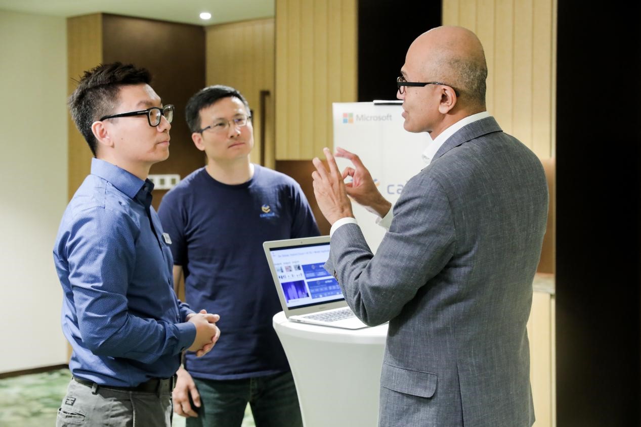 才云科技创始人张鑫与微软公司首席执行官纳德拉畅谈