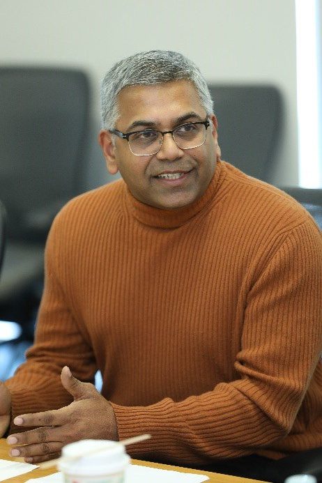 微软项目总经理 Venky Veeraraghavan