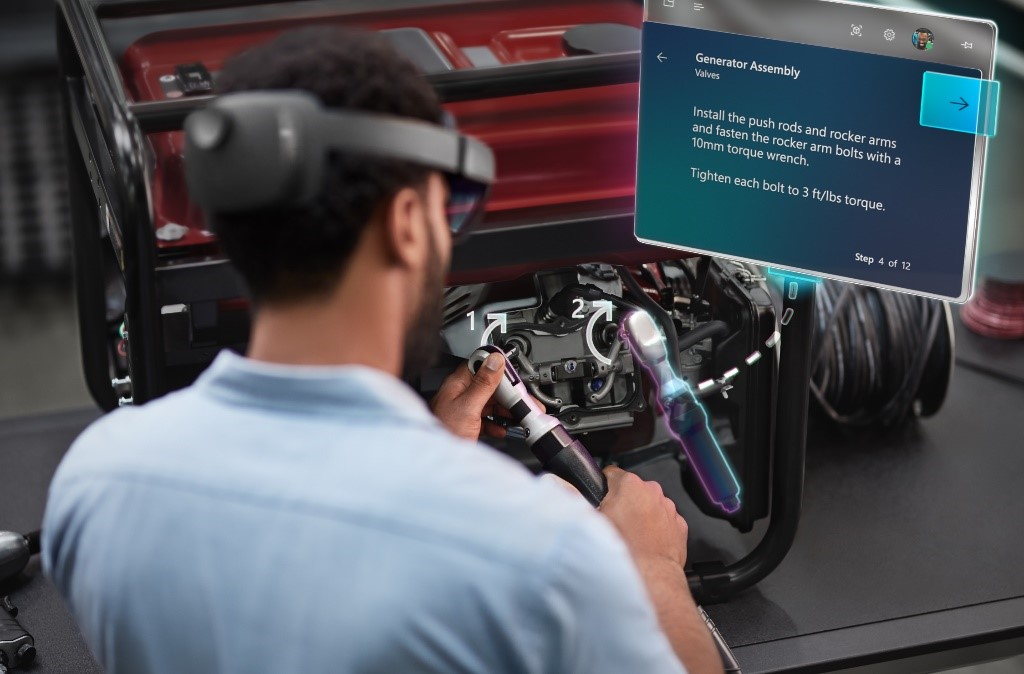微软携HoloLens 2亮相2019年世界移动通信大会
