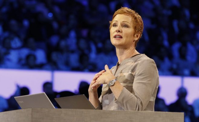 Джулия Уайт на конференции Microsoft Inspire