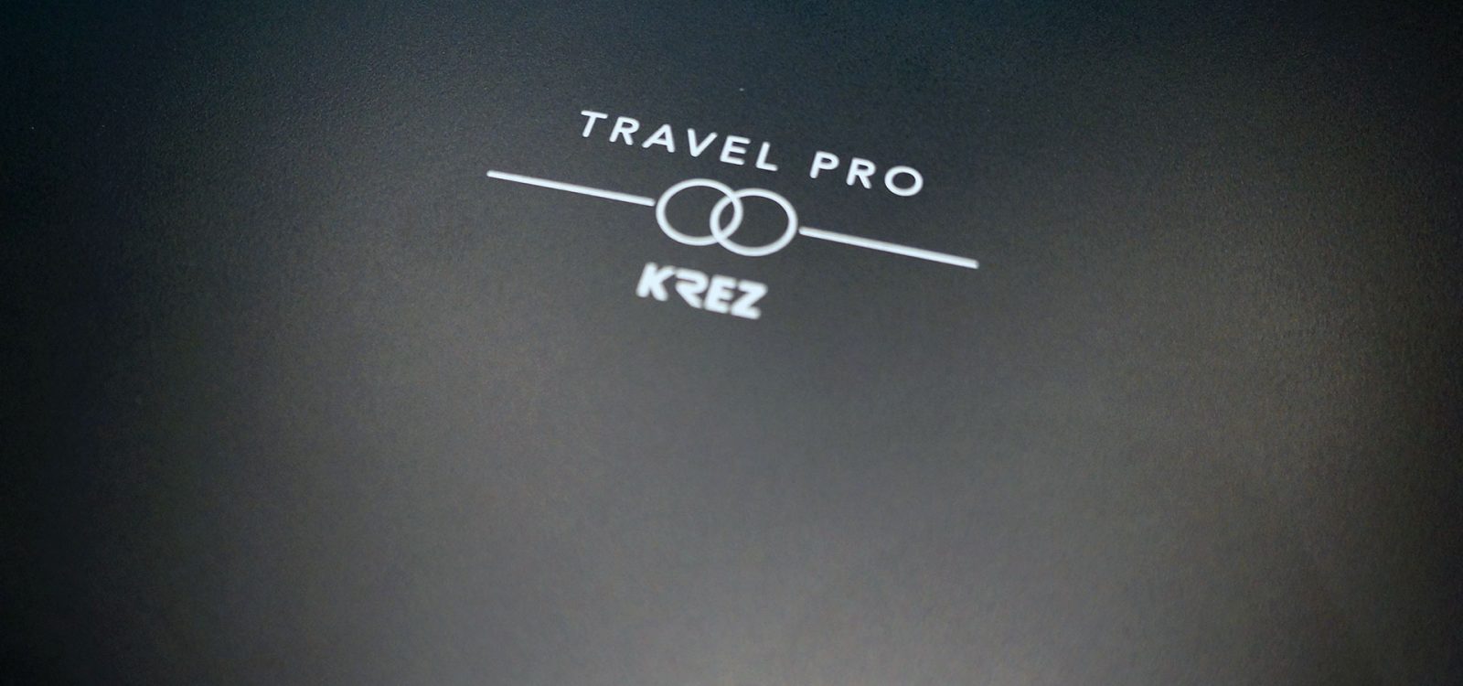 Логотип ноутбука KREZ N1404B Travel PRO
