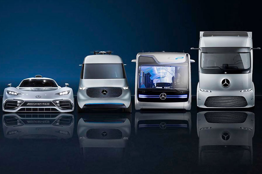Прототипы машин. Иллюстрация к ссылке на материал об облаке Daimler 