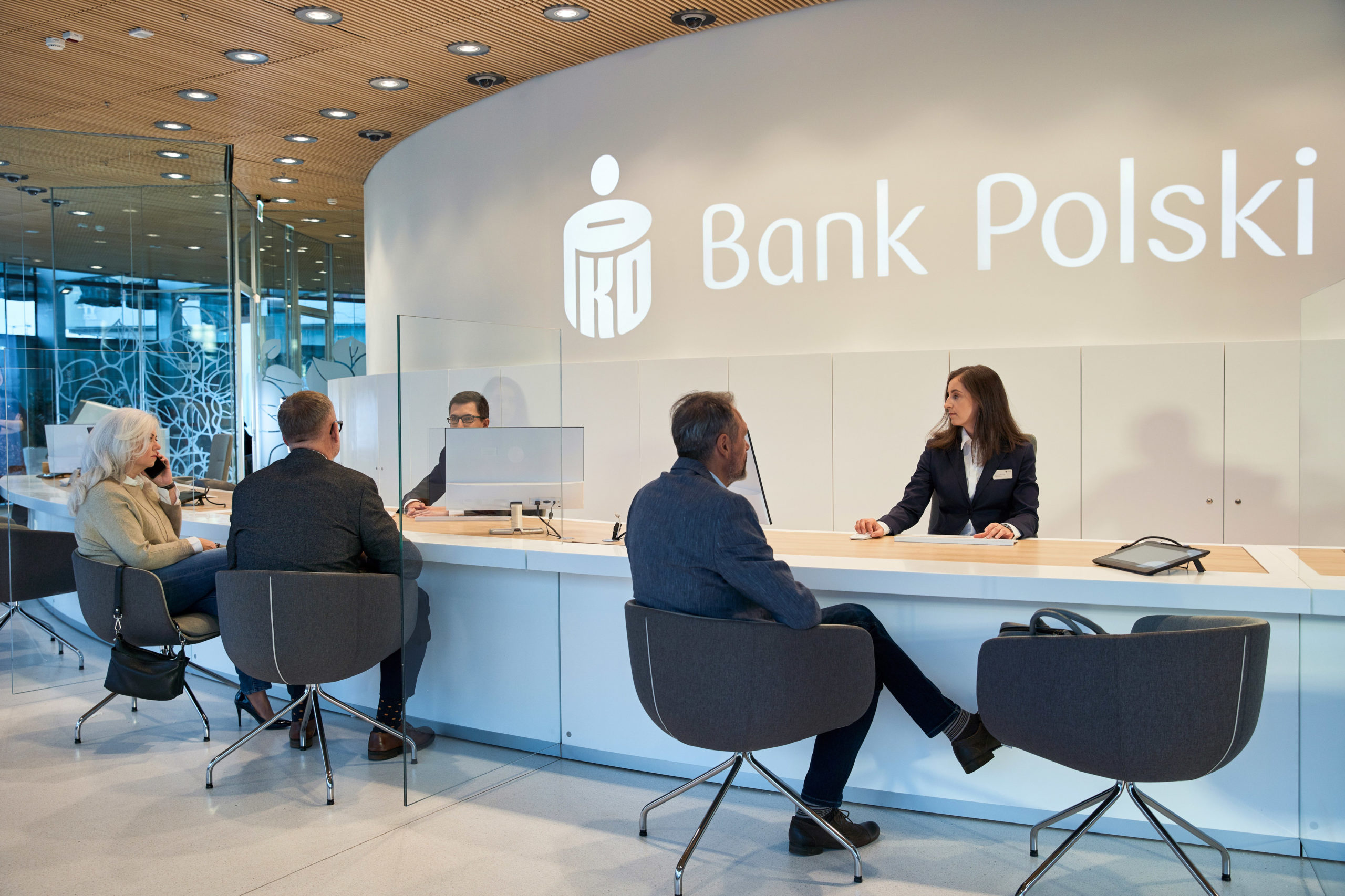 Bank_finance_people