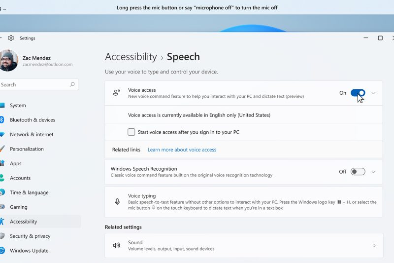 Windows settings app open to Accessibility Speech settings with a voice command banner at the top of the screen.