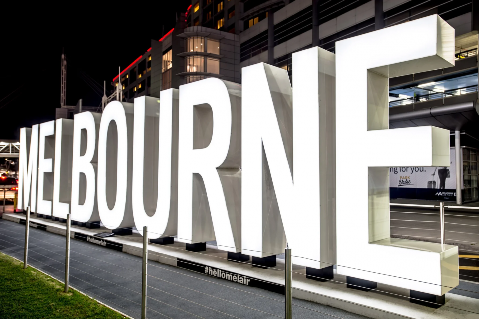 Melbourne Airport reimagines the passenger experience with powerful reporting capabilities powered by Azure