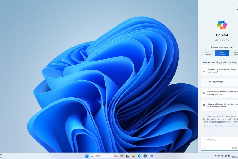 Screenshot of Copilot sidebar in Windows 11 home screen