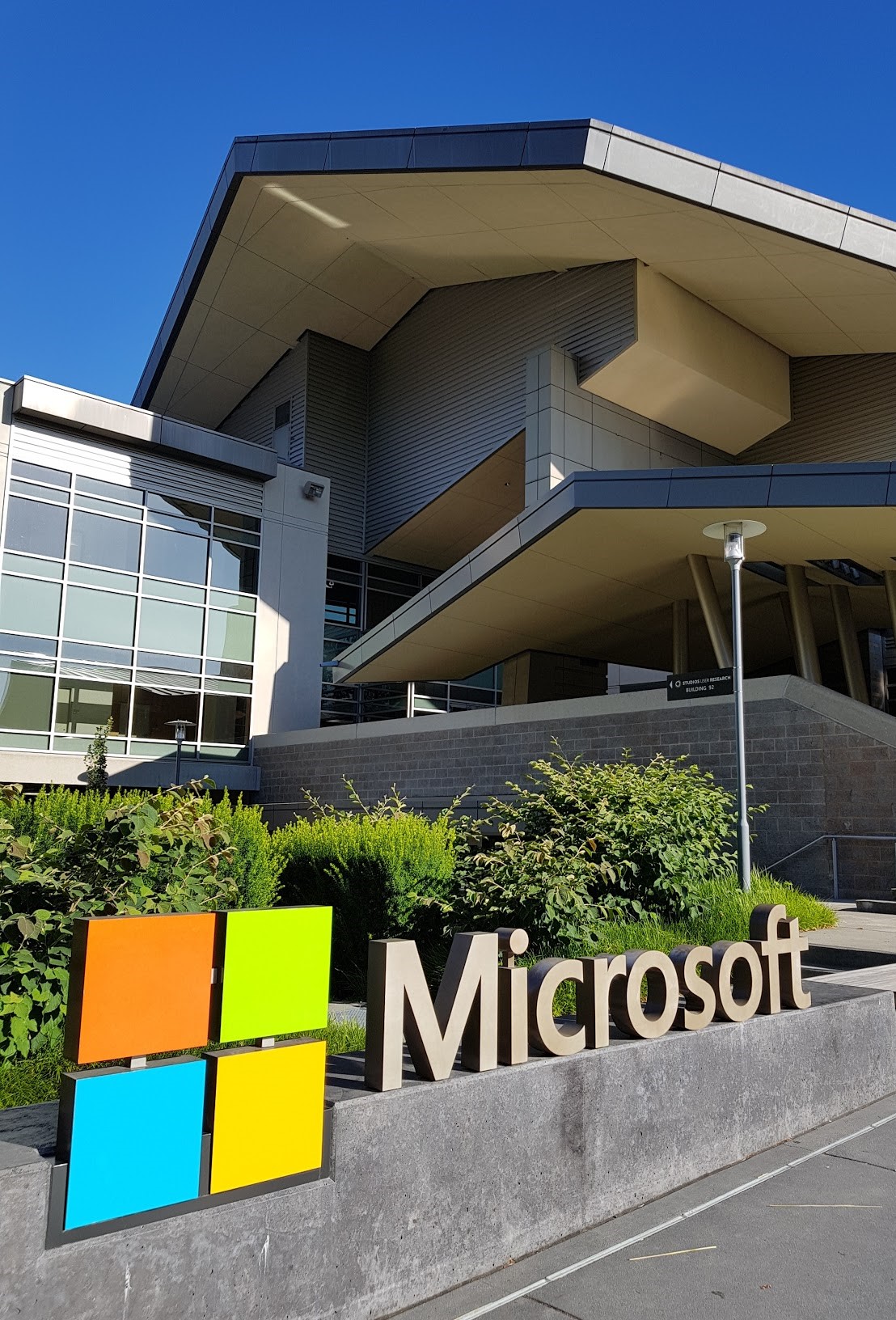 Microsoft sign, Redmond campus